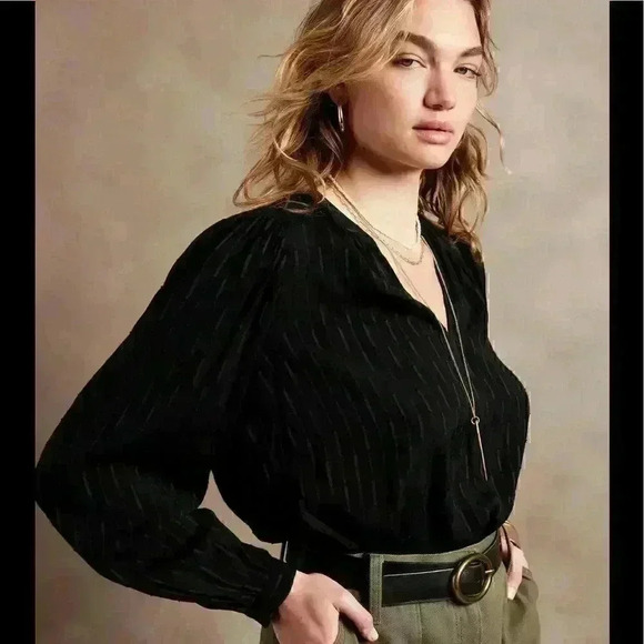 Banana Republic Balloon-Sleeve Blouse - Picture 1 of 6